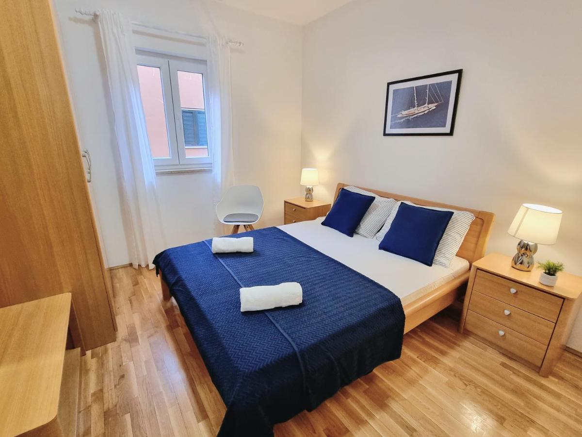 App Oleander Appartement Umag Buitenkant foto