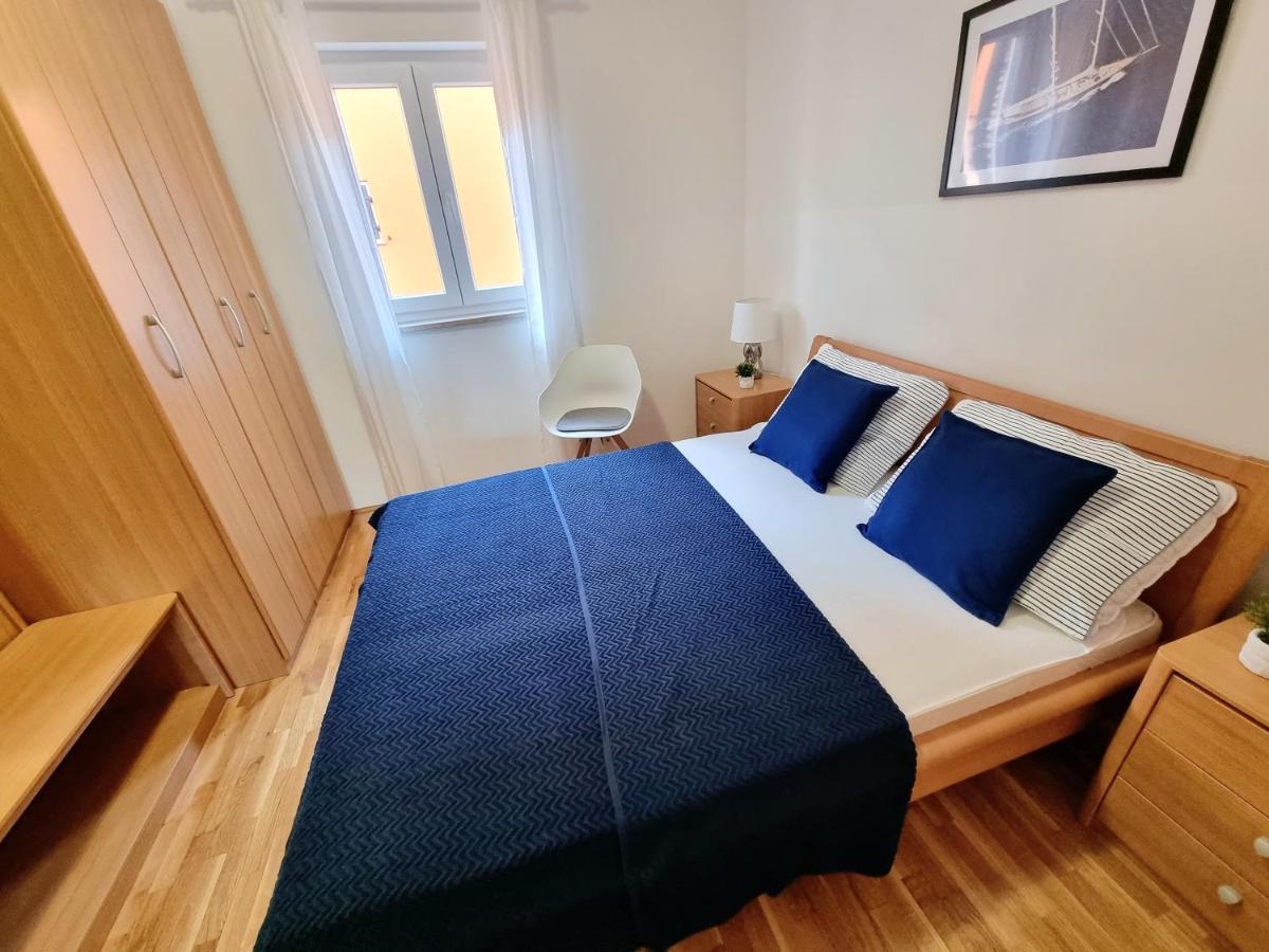 App Oleander Appartement Umag Buitenkant foto