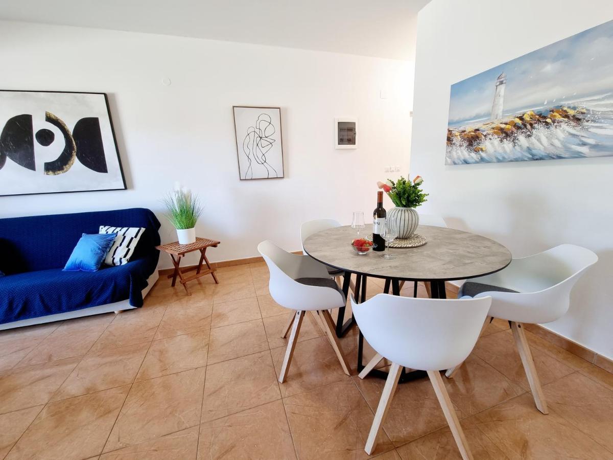 App Oleander Appartement Umag Buitenkant foto