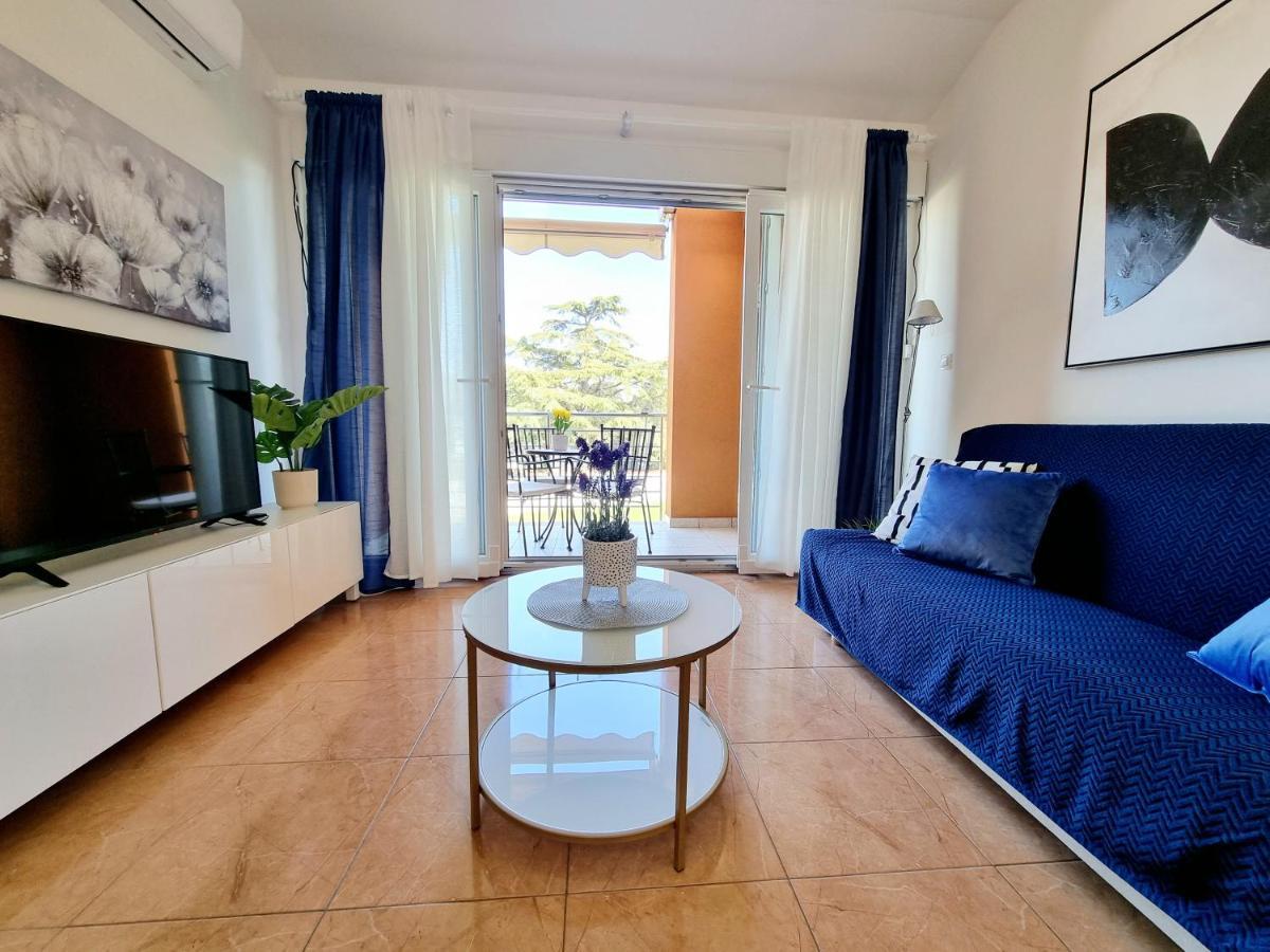 App Oleander Appartement Umag Buitenkant foto